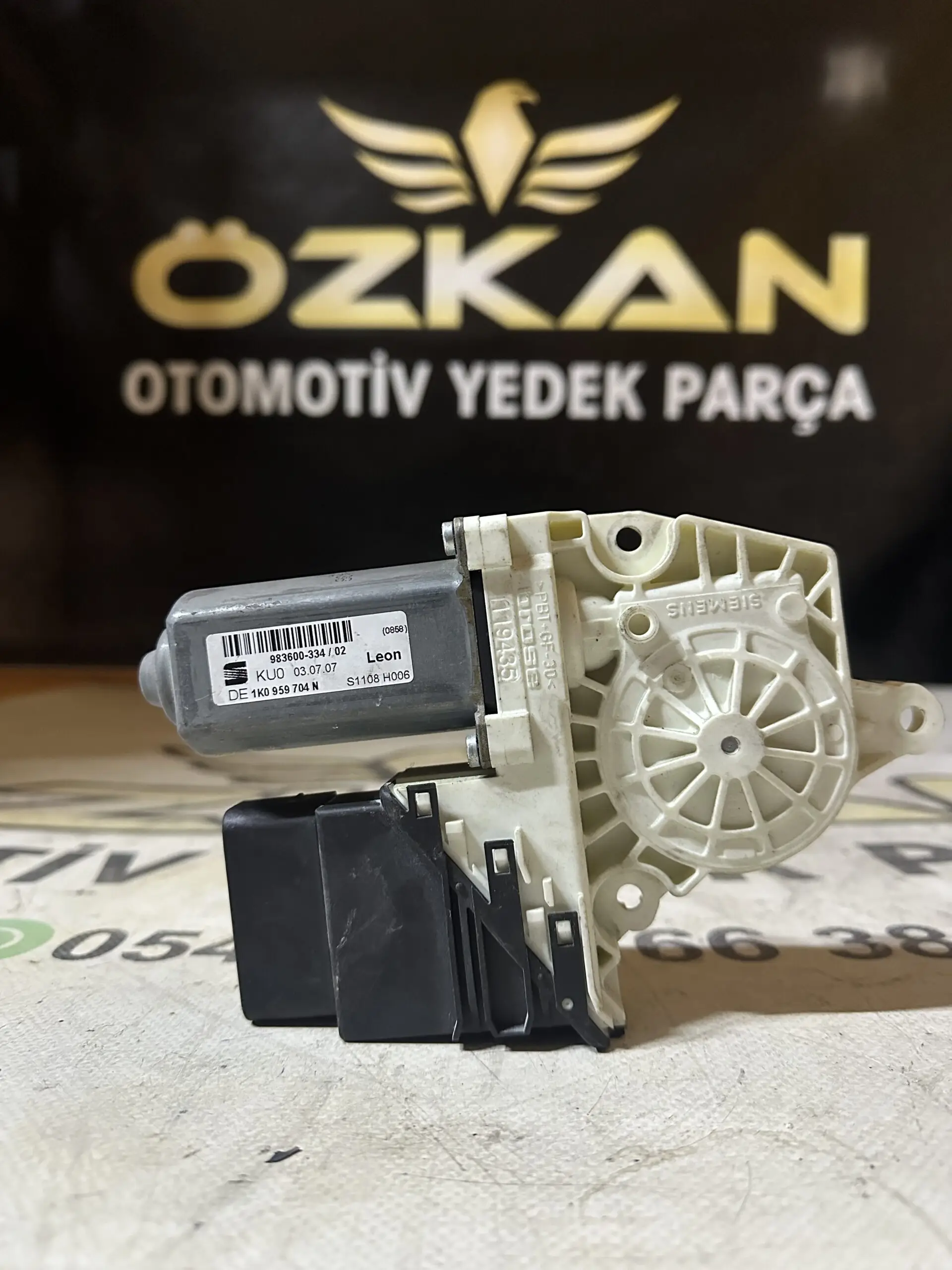 Seat Leon Sağ Arka Cam Motoru , 1K0959704N , 1K0 959 704 N