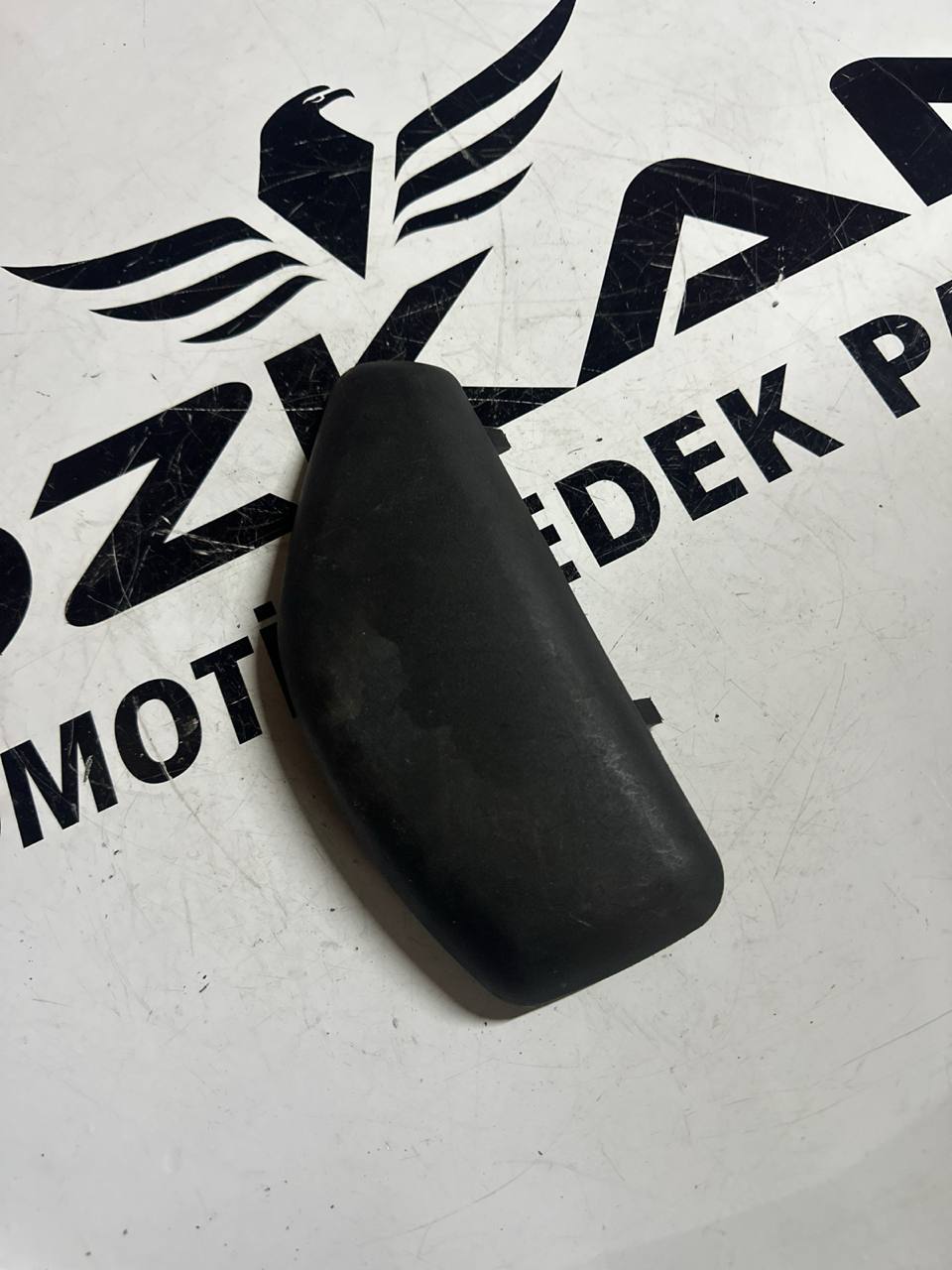 Toyota Corolla Bagaj Yan Döşeme Kapağı (OEM: 58773-12130)